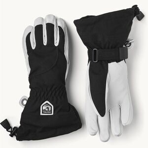 New with Tags. Hestra Women’s Heli Ski Gloves Size 8 in Black